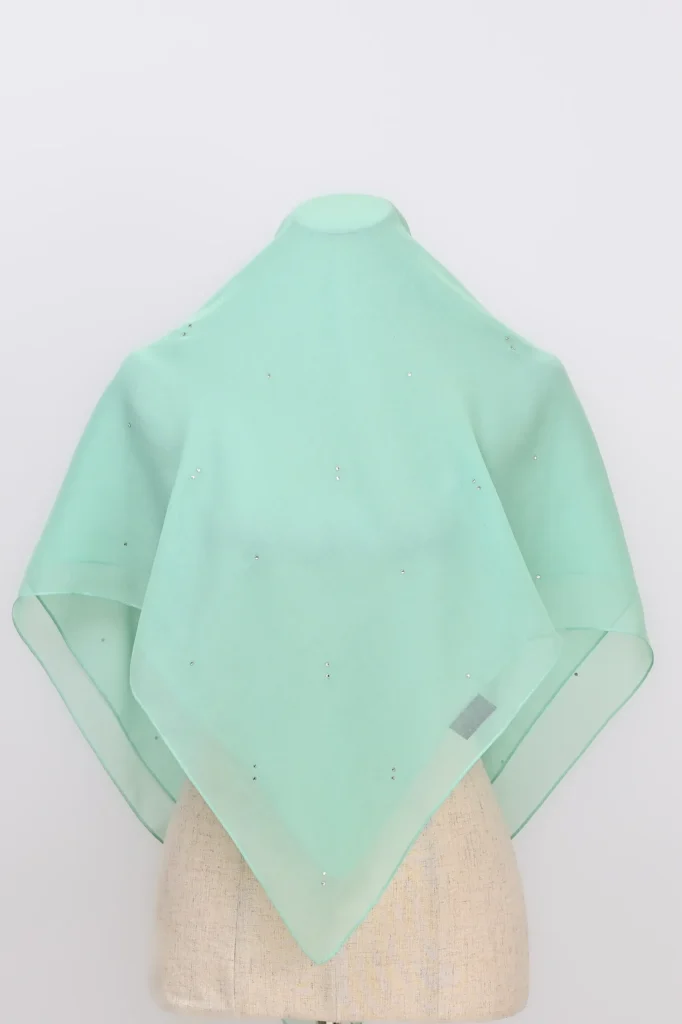 Cinta Square – Green Ash