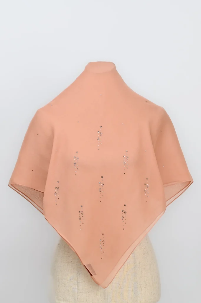MIA SQUARE – Peach Nougat