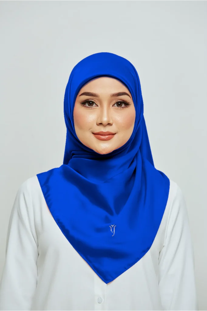 AUREA SATIN SQUARE – Royal Blue